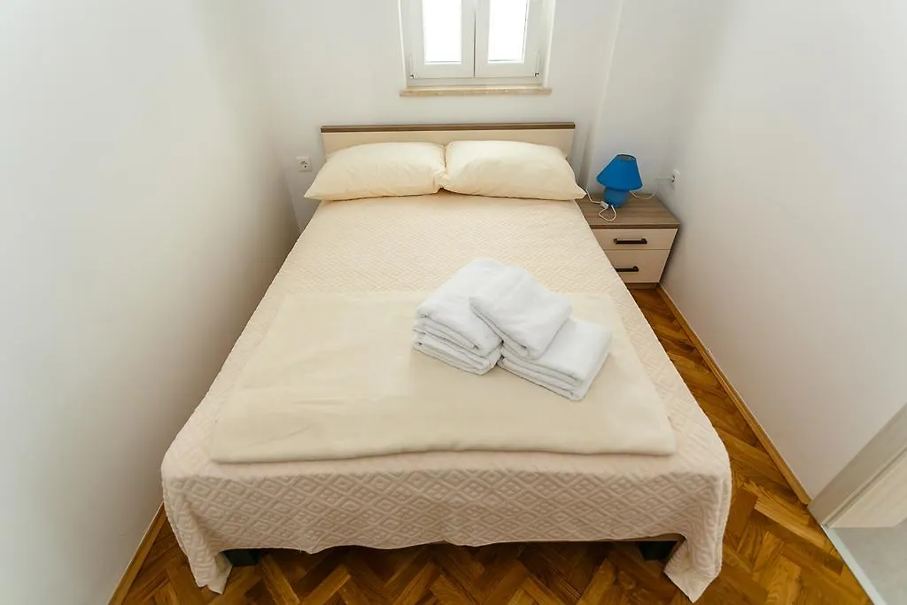Apartment Zdravko A4 Krk Town